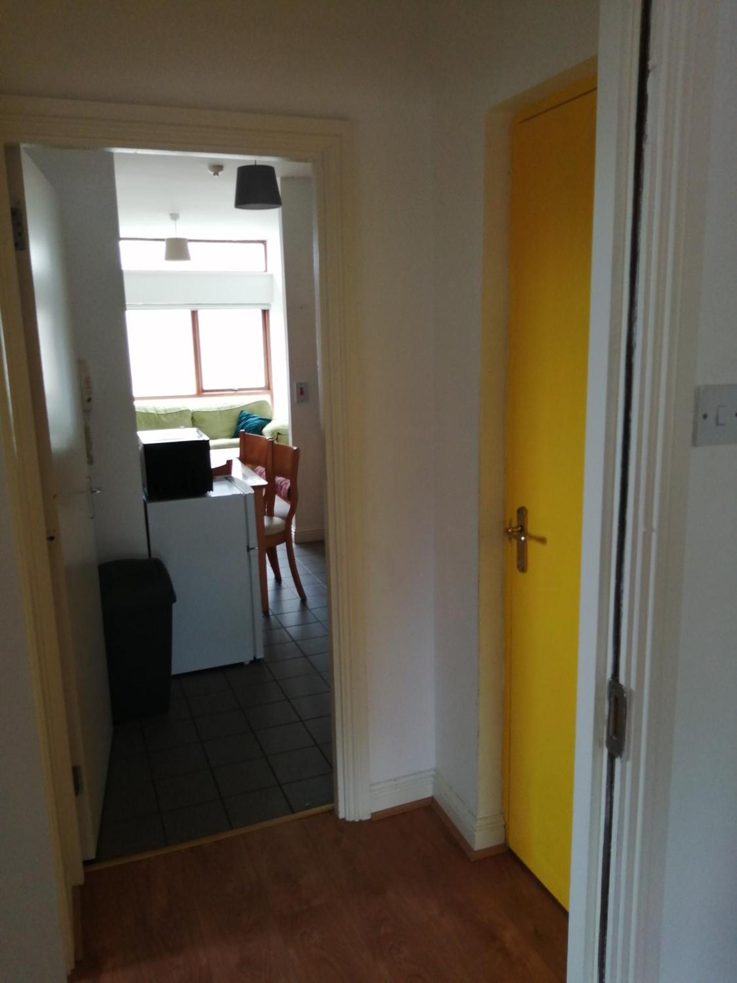 2 Bedroom, 2 Bathroom Apartment Dublin Exteriör bild